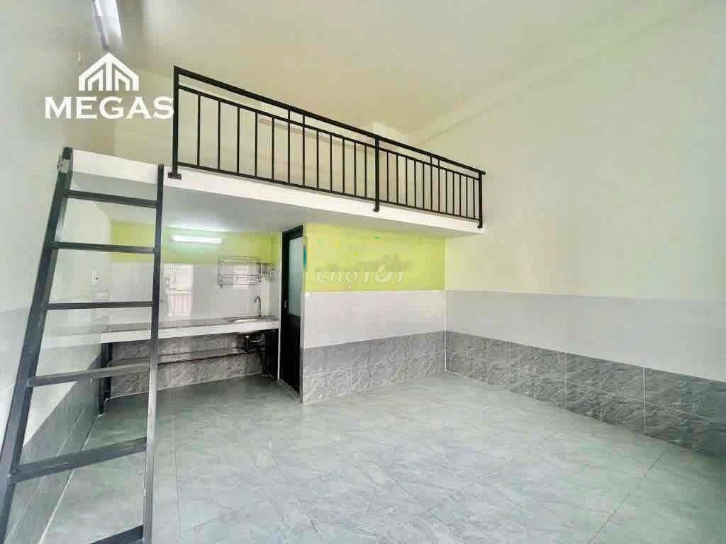 Phòng trọ mới xây ngay đường nguyễn tri phương, kế bên chợ xóm vắng, làng đại học