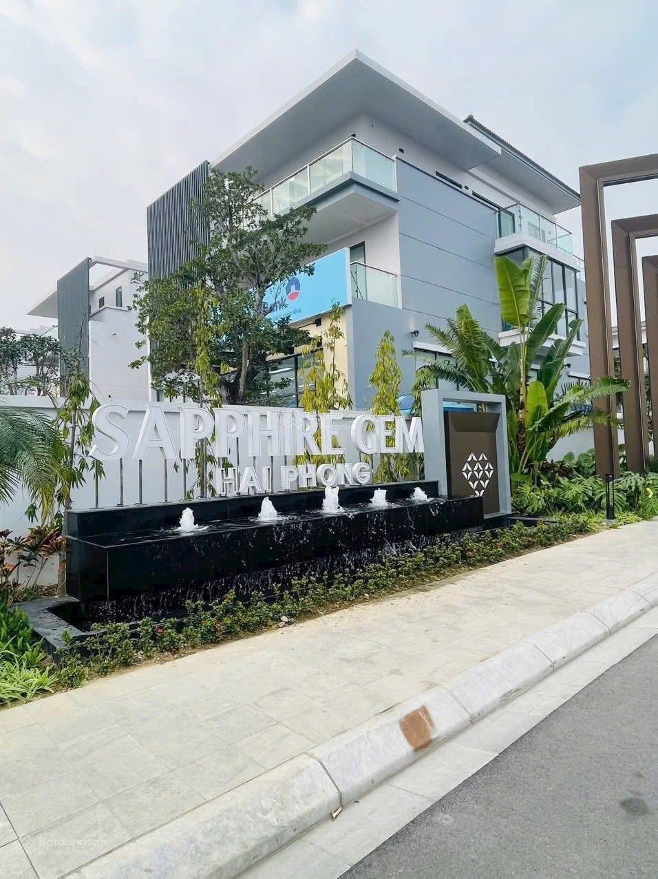 Bán Liền Kề 110m2 ngã tư trung tâm trường học vs công viên trục 21m Sapphire Gem Hải Phòng