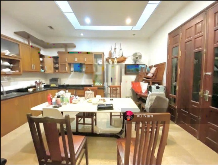 Siêu hiếm nhà đẹp Khâm Thiên, thang máy, gần chợ, ngõ ba gác, KD cho thuê, 52m2 giá: 11.7 tỷ TL