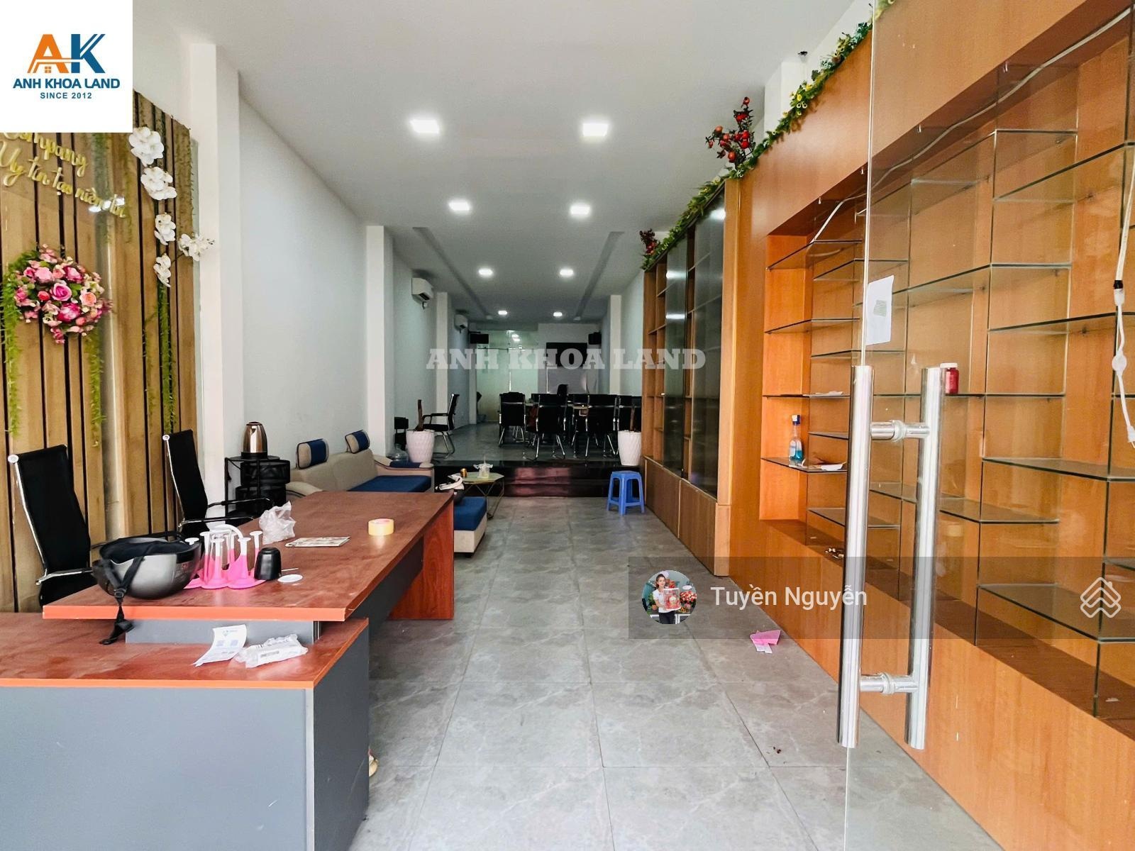 Mặt tiền 4 tầng kinh doanh sầm uất Kha Vạn Cân đoạn gần Chợ Thủ Đức - DTSD 108m2 đường 25m có lề