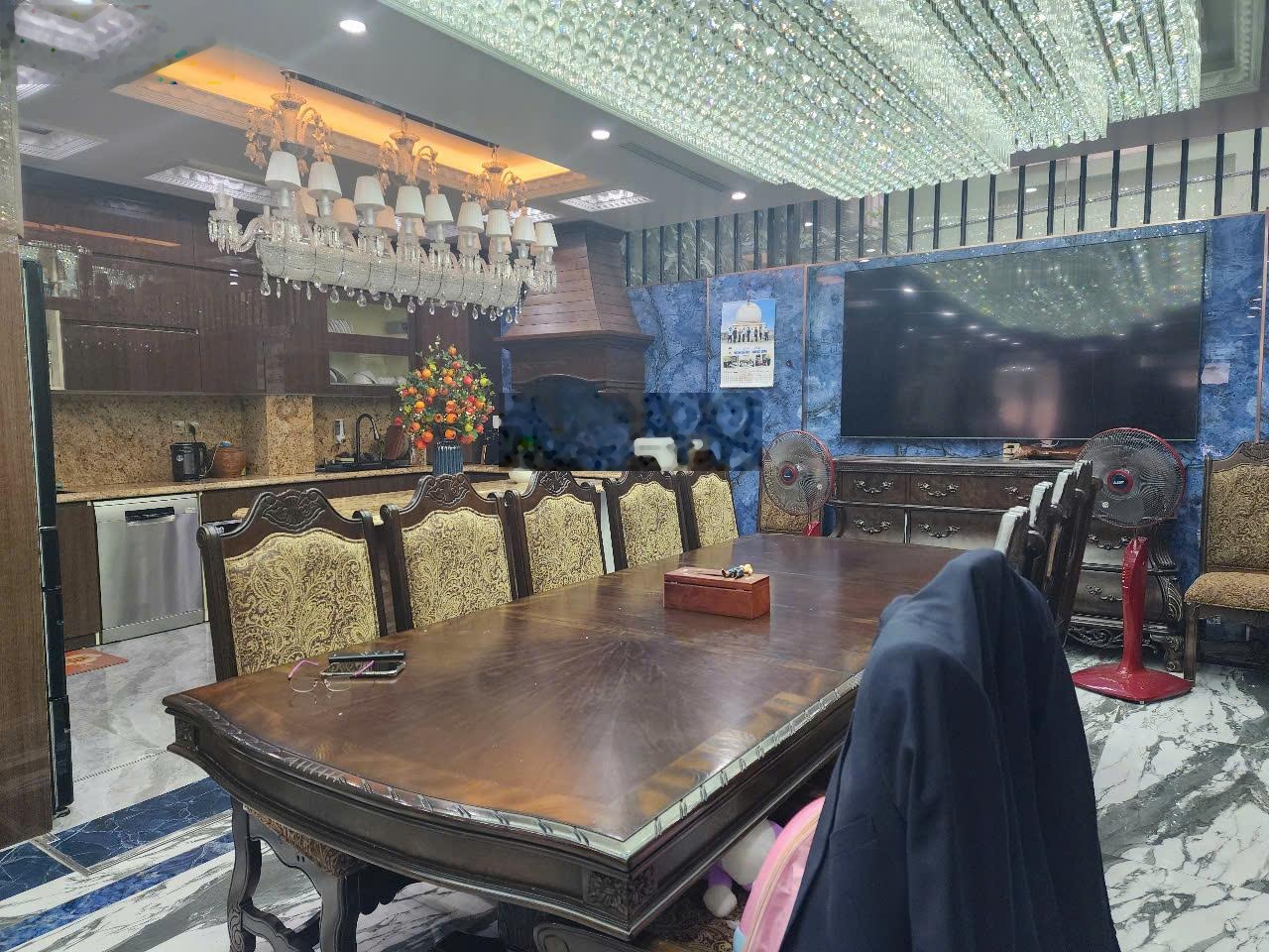 Bán nhà lô góc mặt phố Ao Sen, 96m2, MT 6m, kinh doanh tốt tại Mỗ Lao, Hà Đông, Hà Nội