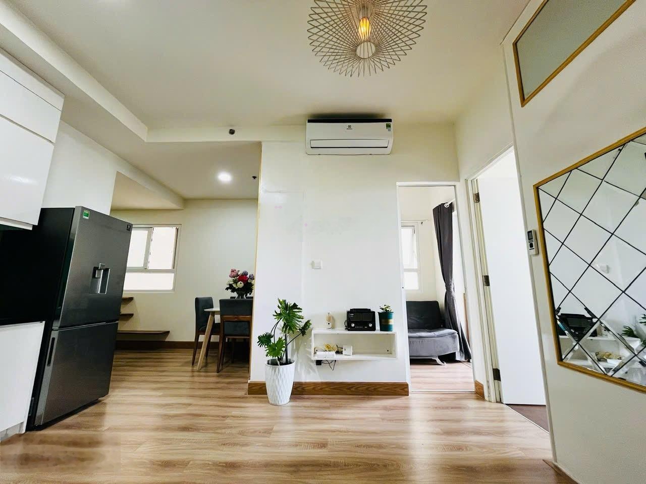 Bán CC 1PN full nội thất ở The Park Residence, giá chỉ 2,43 tỷ, 52m2 tại Nguyễn Hữu Thọ, Nhà Bè