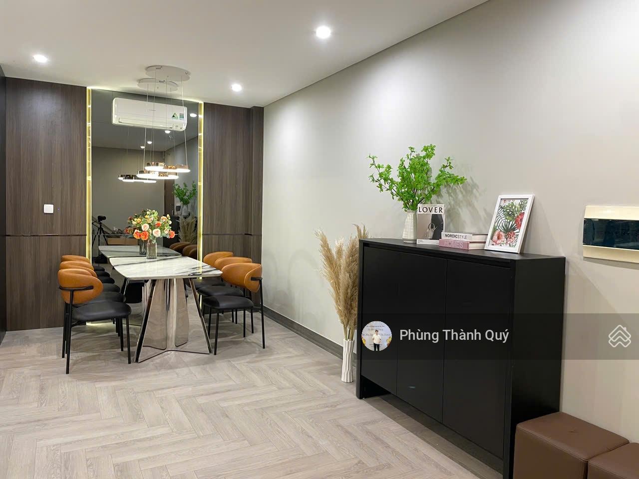 Em bán căn 121m2 3PN, 2WC tại N03 - T6 Ngoại Giao Đoàn, giá bán 13,5tỷ. LH em xem nhà 0923363502