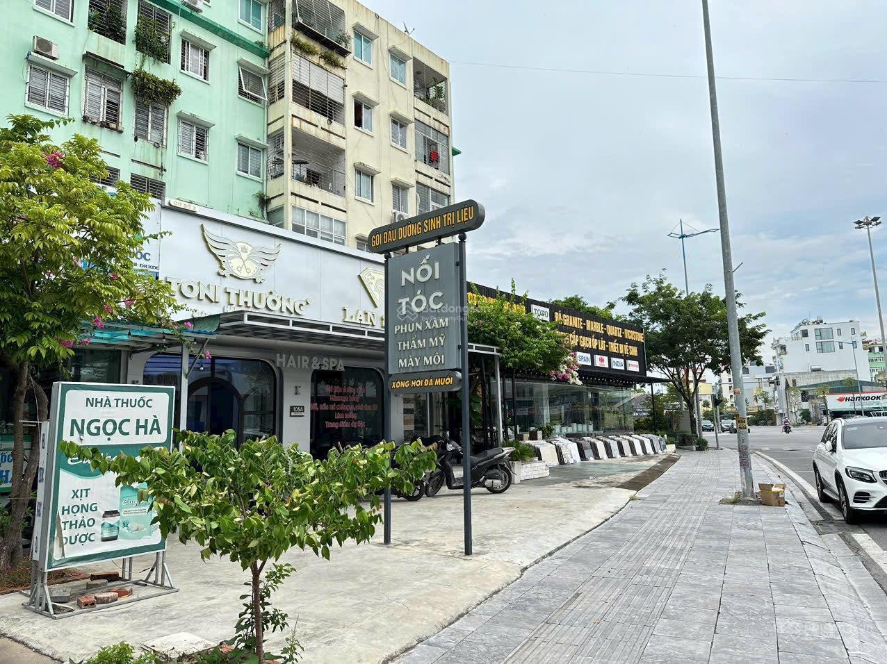 Bán chân đế chung cư 87,84m2 đường to 31m gần bãi tắm Cột 8, Hạ Long, giá chỉ hơn 4 tỉ