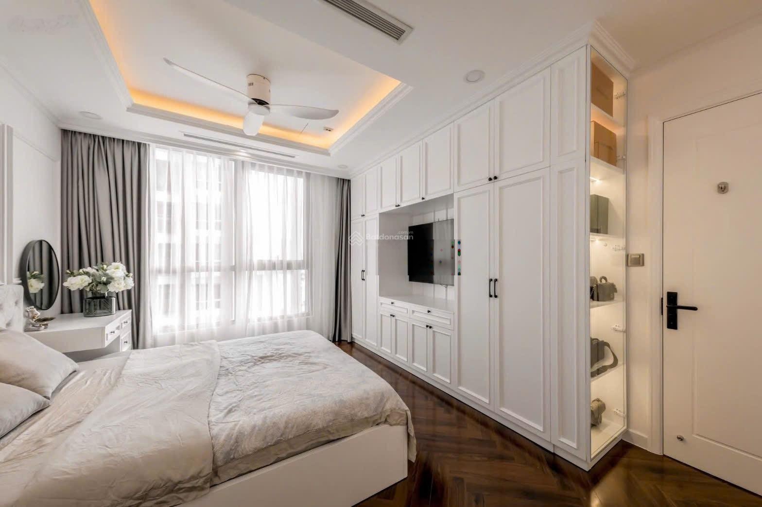 Cho thuê CCCho thuê CC 3PN, 2WC, 115m2 tại Vinhomes Central Park, giá cực chất chỉ với 31 triệu VND