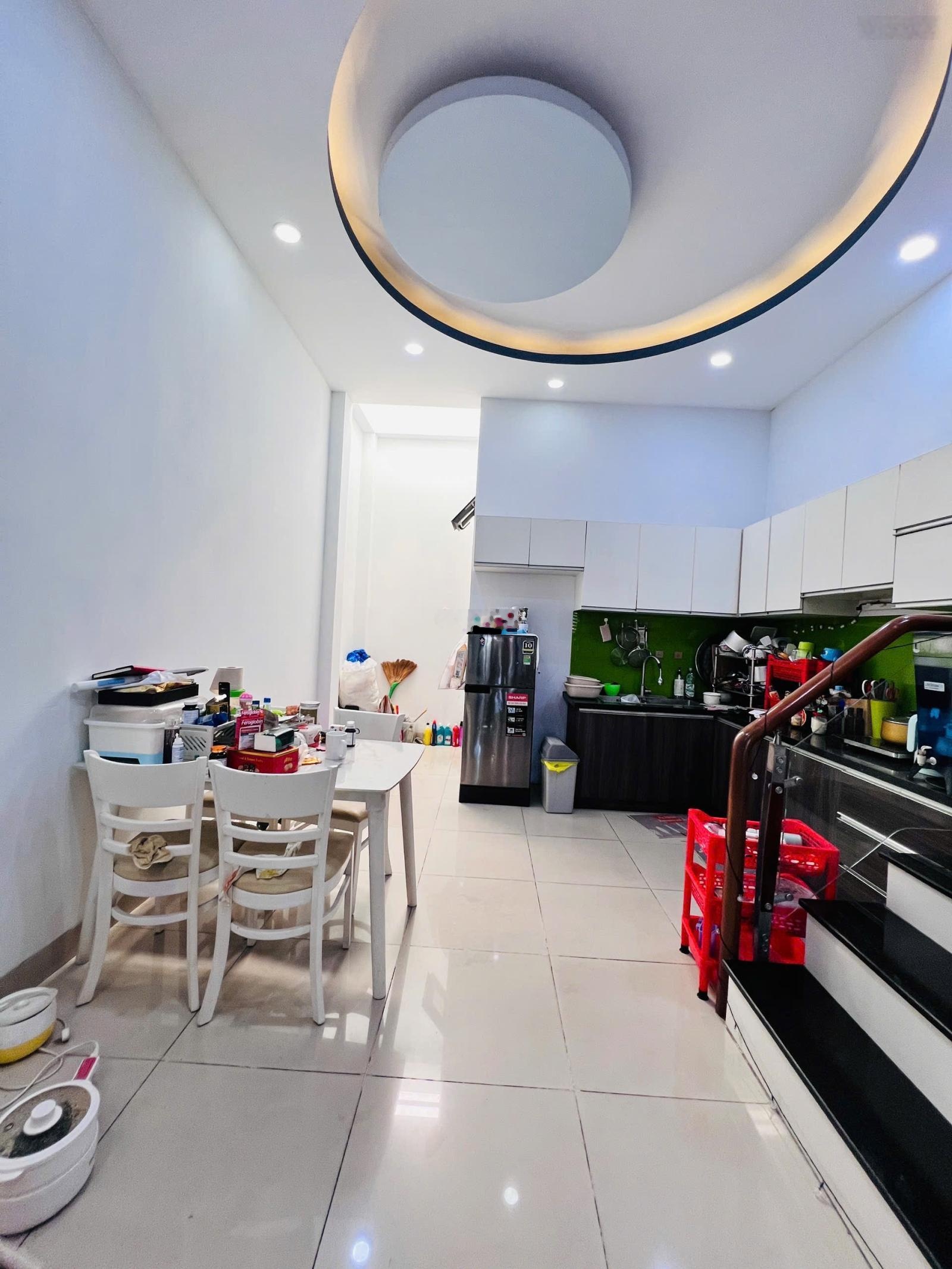 Siêu phẩm nhà 1T2L - đường 10M thông - Tô Ngọc Vân - tiện ở/ Kdoanh/ Văn Phòng.