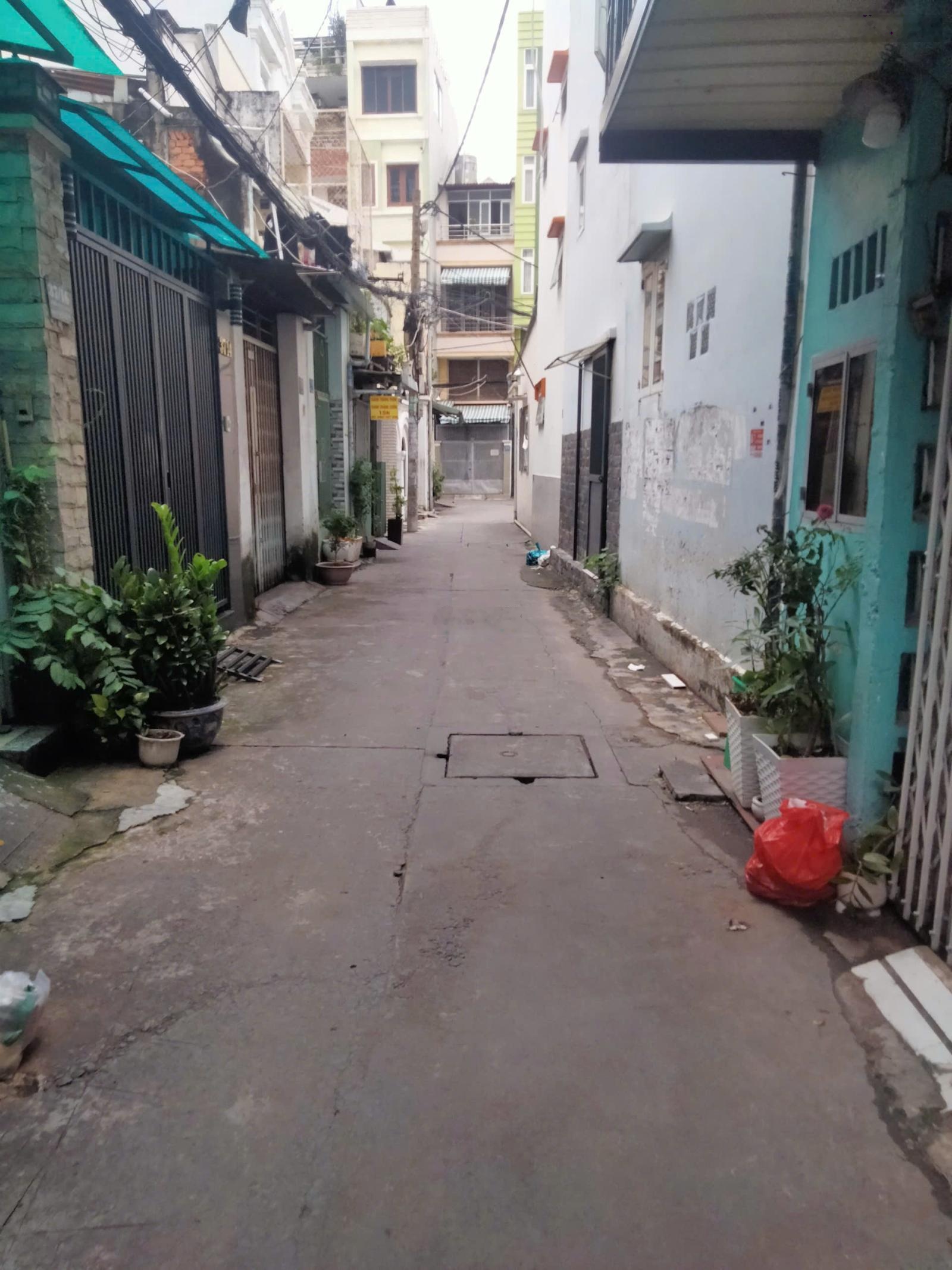 Nhà trung tâm Q10 đường NGÔ QUYỀN sát sân vận động Thống Nhất , hẻm 3,5m vài bước ra hẻm xe tải