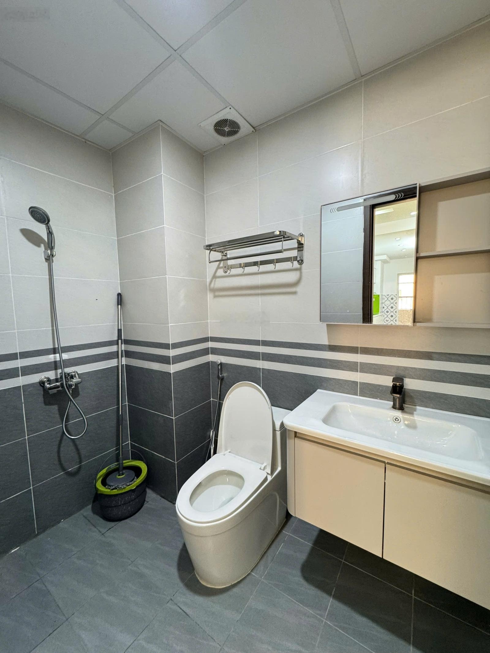 Cần bán nhanh căn hộ diện tích 73,6m2, 3PN, 2WC CT12 Kim Văn Kim Lũ - Hoàng Mai - Hà Nội