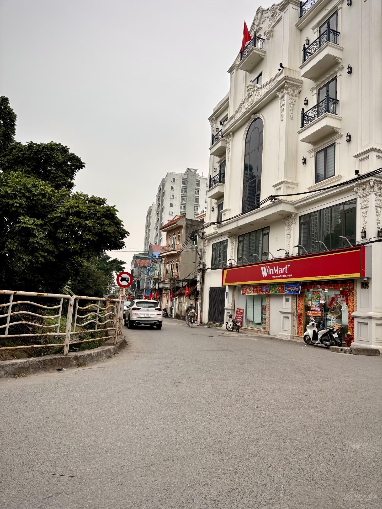 Nhà 3 tầng khuyến lương 68m2-16,8 tỷ- kinh doanh- ô tô tránh