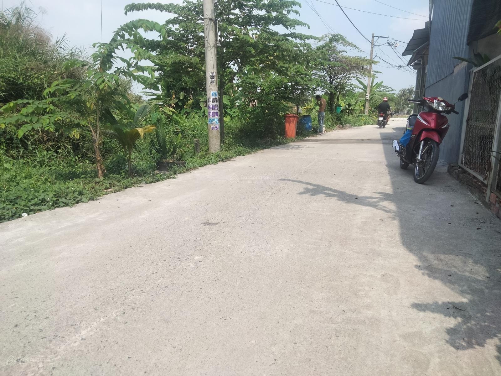 Bán đất thổ cư 9x16m (146m2) mặt tiền đường, qua Hoc Môn, Quận 12 chưa tới 3 phút