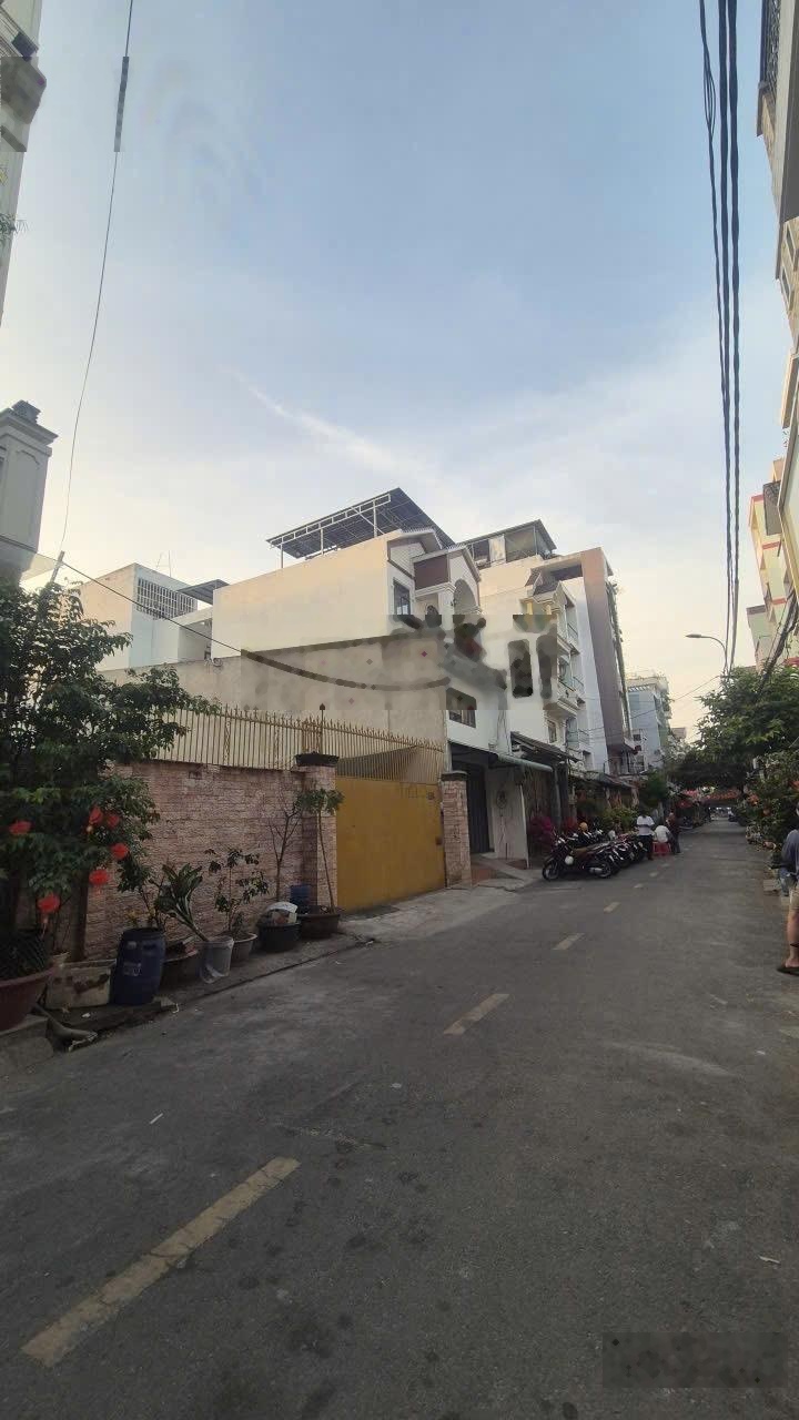 Cặp nhà ngang hiếm 10x18m ( 2 sổ) trục đường Lê Văn quới chỉ 17.5 tỷ TL tiện xây mới