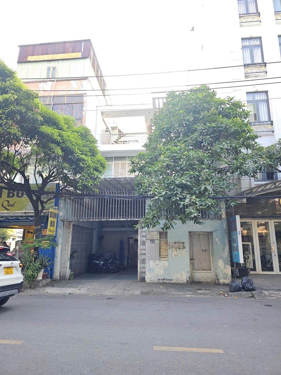 MT K300 ngay Lotte Ngang 8M 3 Tầng 460m2