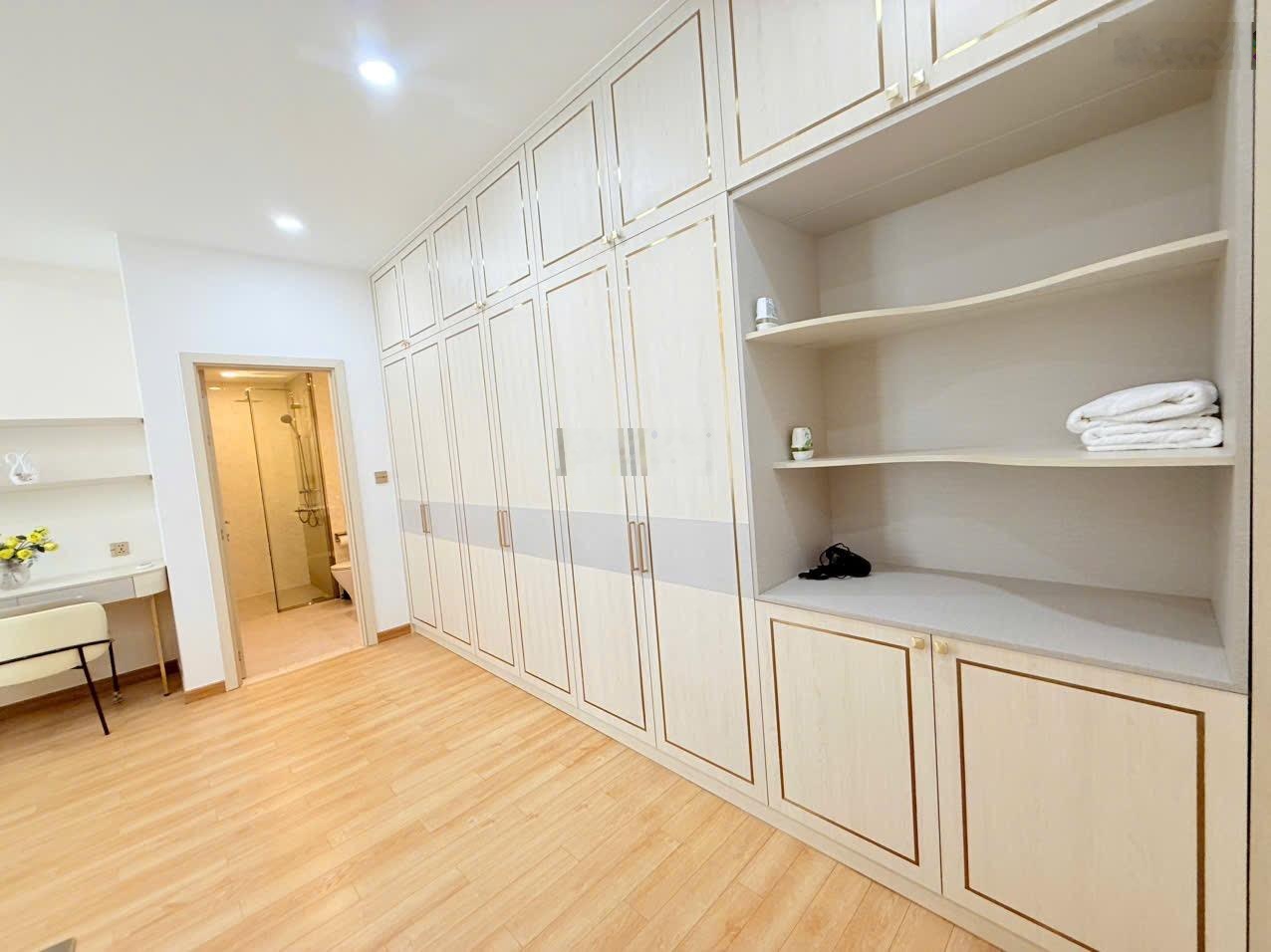 Penthouse Ascentia Phú Mỹ Hưng, 215m 4PN, View Sông & Biệt Thự Đẹp Nhất Khu