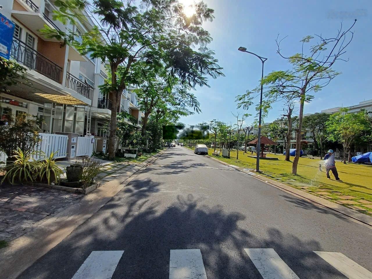 Bán Nhà Biệt Thự Lovera Park, 7,99 tỷ, 75m2, 3PN, 3WC tại Trịnh Quang Nghị, Xã Phong Phú