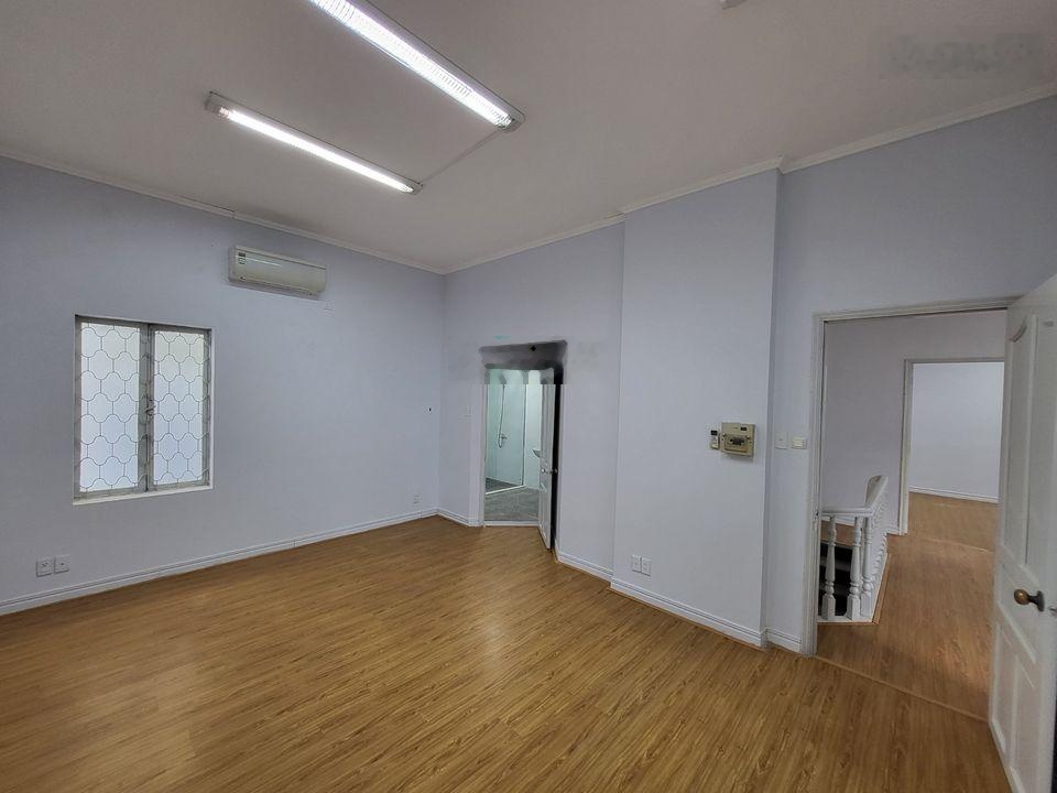 Cho thuê nhà nguyên căn đường C18 Phường Bảy Hiền diện tích 10x20m trệt 3 lầu 6 phòng