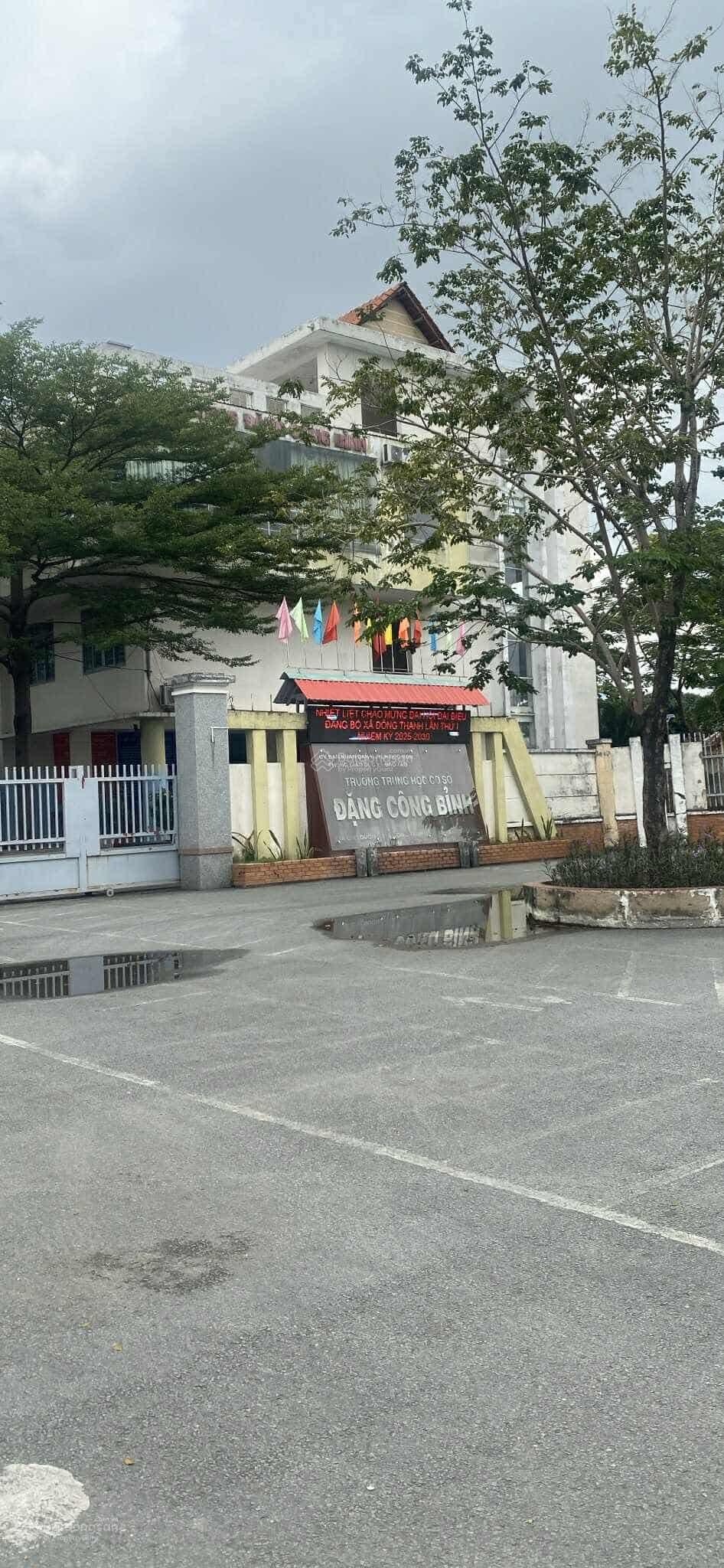 Đất full thổ 200m2(8x25)-khu vip không quy hoạch, k mồ mả, k lỗi-chỉ 20tr/m2-bùi công trừng-hóc môn