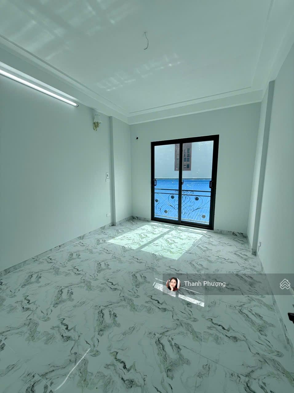 Lô góc ô tô đỗ gần. 4 tầng. 30m2. Chỉ 3.5 tỷ. Di chuyển QL6 cầu Mai Lĩnh khoảng 10p. Lh 0966929600