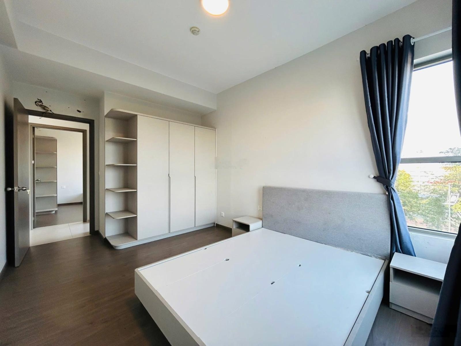 Gấp bán Căn 85m2; Căn hộ 3 Phòng ngủ. Nhà mới sạch đẹp. Giá bán 3,5 tỷ. LH 0909086098