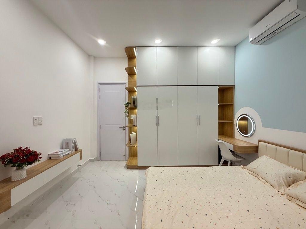 Bán nhà đẹp hẻm oto thông -Thích Quảng Đức-60m2-3PN-full nội thất