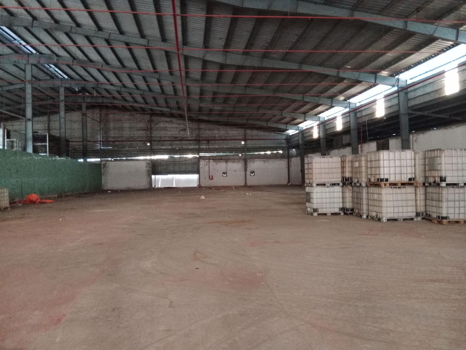 Cho thuê kho xưởng 3.000 m2 giá 45 nghìn đ/ m2 đường Tỉnh Lộ 830 xã Lương Hòa huyện Bến Lức Long An