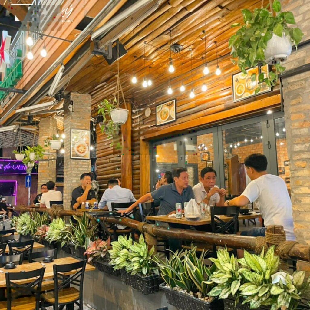 CHÍNH CHỦ CHO THUÊ - nhà mặt tiền đường Phạm Ngũ Lão, Quận 1. DT: 10x17m. 3 lầu. DTSD: 920m2