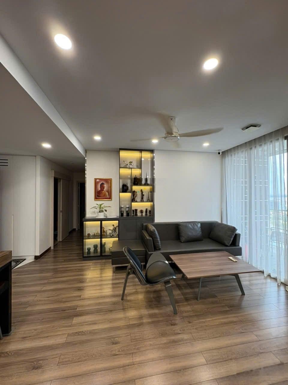 Căn 4PN duy nhất của Waterina Suites cho thuê