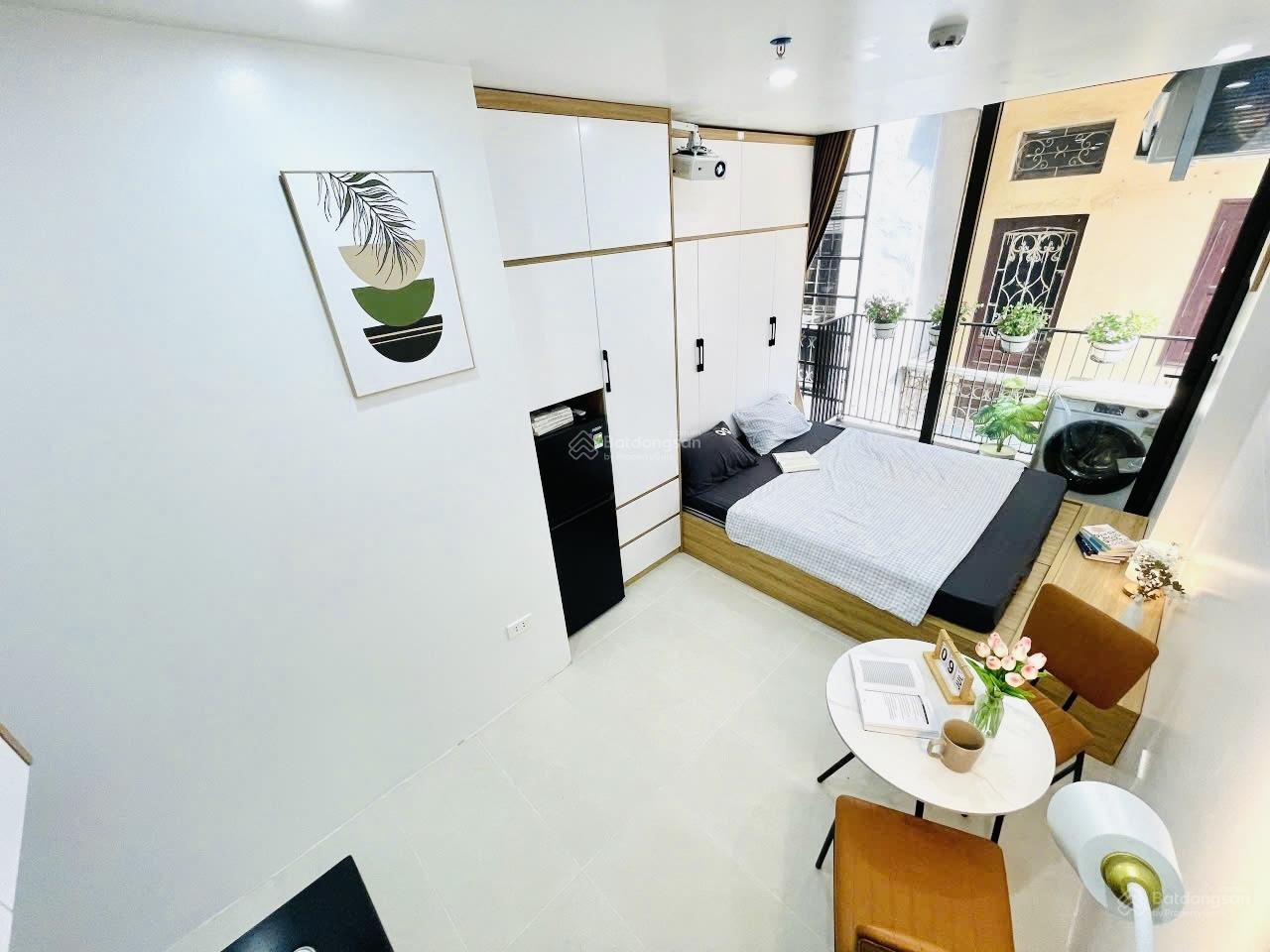 Nhanh tay! Bán toà CHDV Lê Thanh Nghị giá tốt gần ô tô sát NEU DT800tr/năm, 62m2*7T TM, 17PN, PCCC