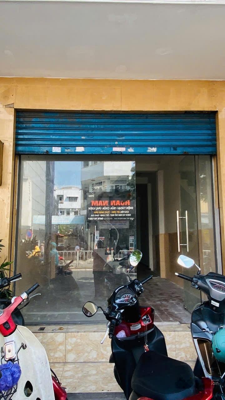 Mặt bằng tiền đường Xô Viết Nghệ Tĩnh ngay Ngã Tư Hàng Xanh cần cho thuê gấp