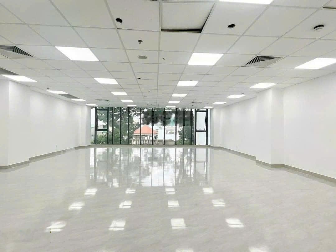 Sàn trống vị trí tầng 7, diện tích 170m2, free phí ngoài giờ 24/7 - Phổ quang, P2 Quận Tân Bình