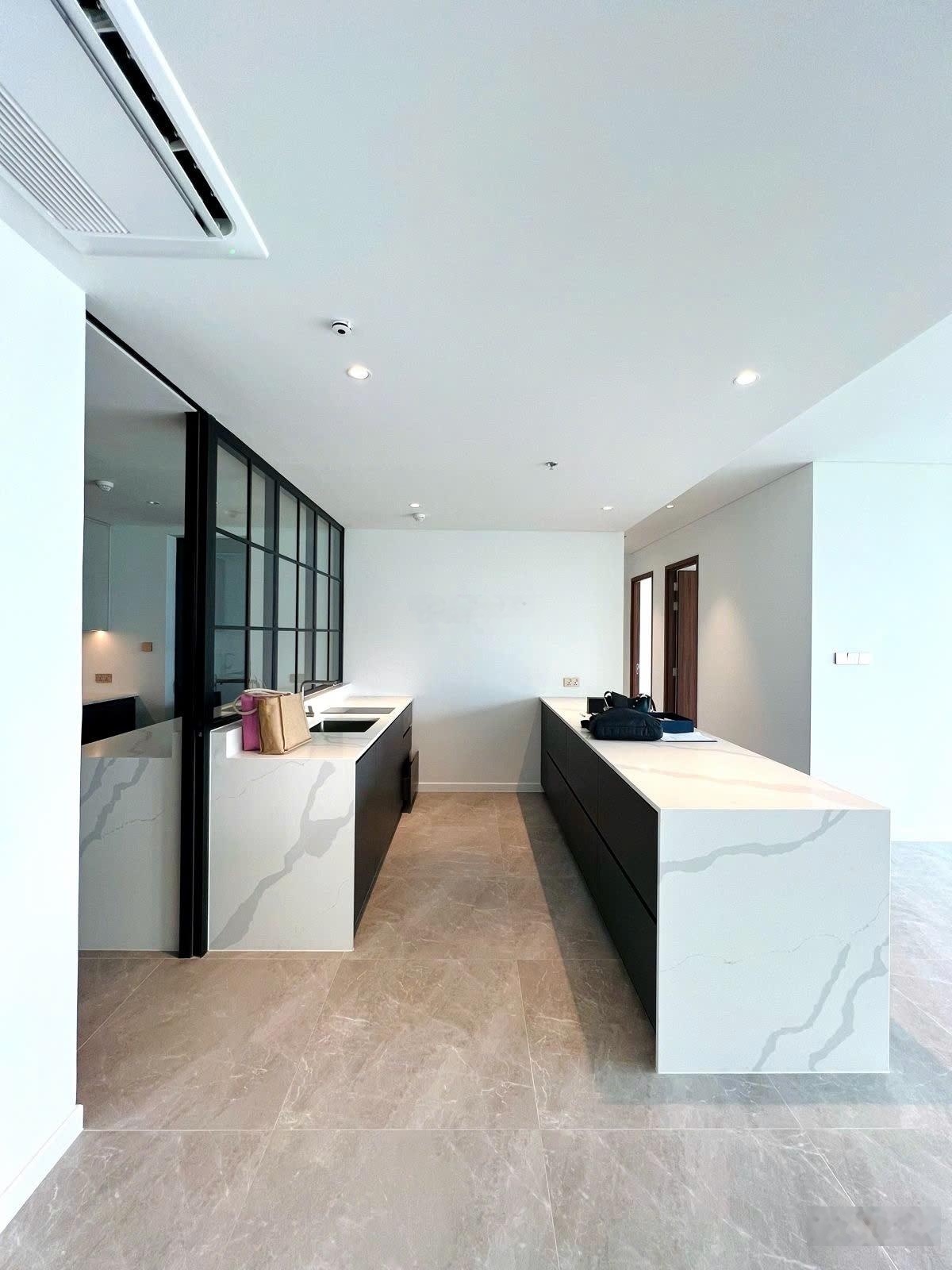 The Crest - Metropole: Bán căn hộ 3PN View trực diện sông, Quận 1 & cầu Bason