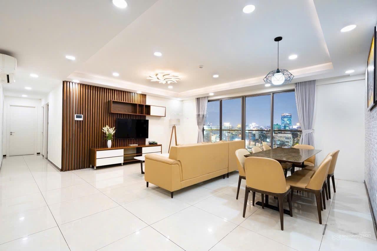 Cho thuê 4PN CC Masteri Millennium 132 Đ. Bến Vân Đồn, Phường 6, Quận 4. Diện tích: 150m2