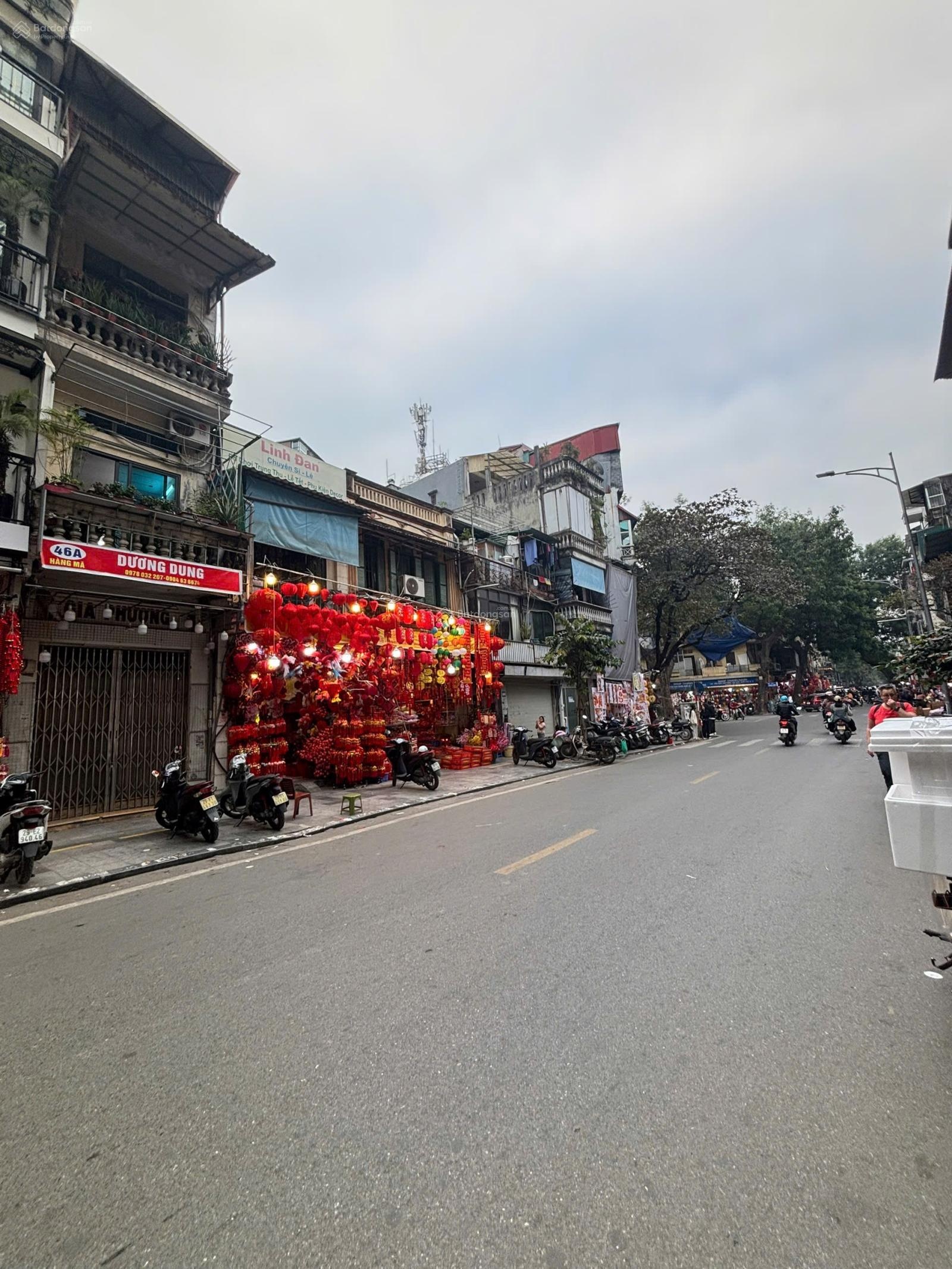 58 tỷ - Mặt phố Hàng Mã, 55m2, 5 tầng, mặt tiền đẹp, vị trí hiếm, kinh doanh sầm uất ngày đêm