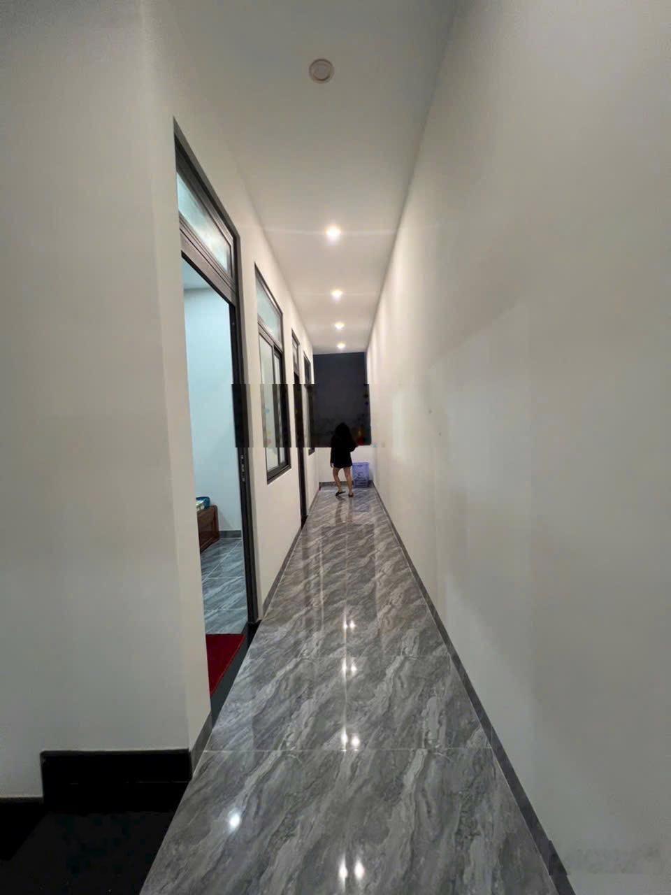 Nhà đẹp khu đấu giá Hà Huy Tập, Tân Lợi, Buôn Ma Thuột nhà 3 tầng giá tốt