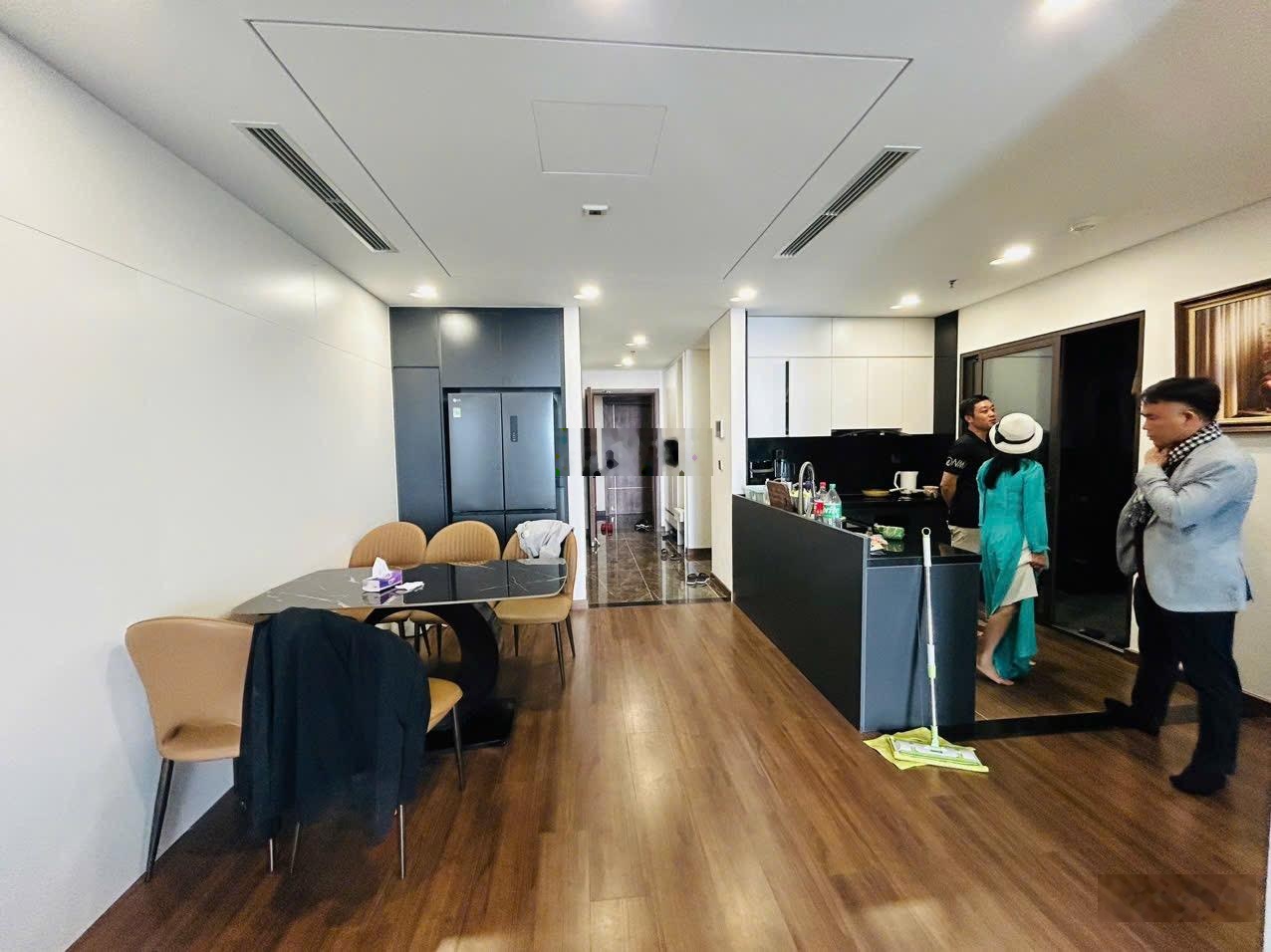 Cho thuê căn hộ 92m 2pn 2WC chung cư Green Diamond 93 Láng Hạ, full đồ, ở ngay