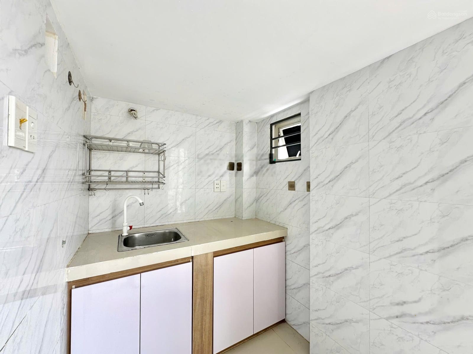 Cho thuê Nhà trọ 25m2 tại Lê Thúc Hoạch, 3,7 triệu