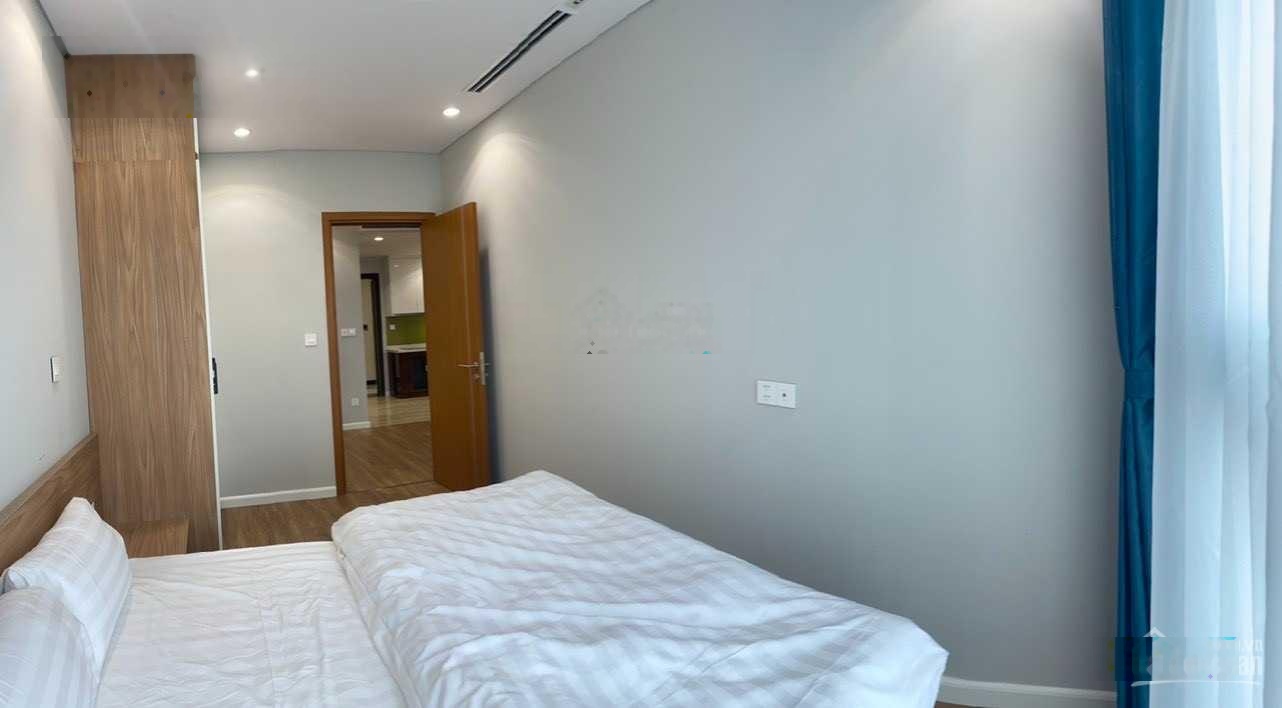 Cho thuê căn hộ chung cư Le Capitole 27 Thái Thịnh, Đống Đa. LH: 0937682699