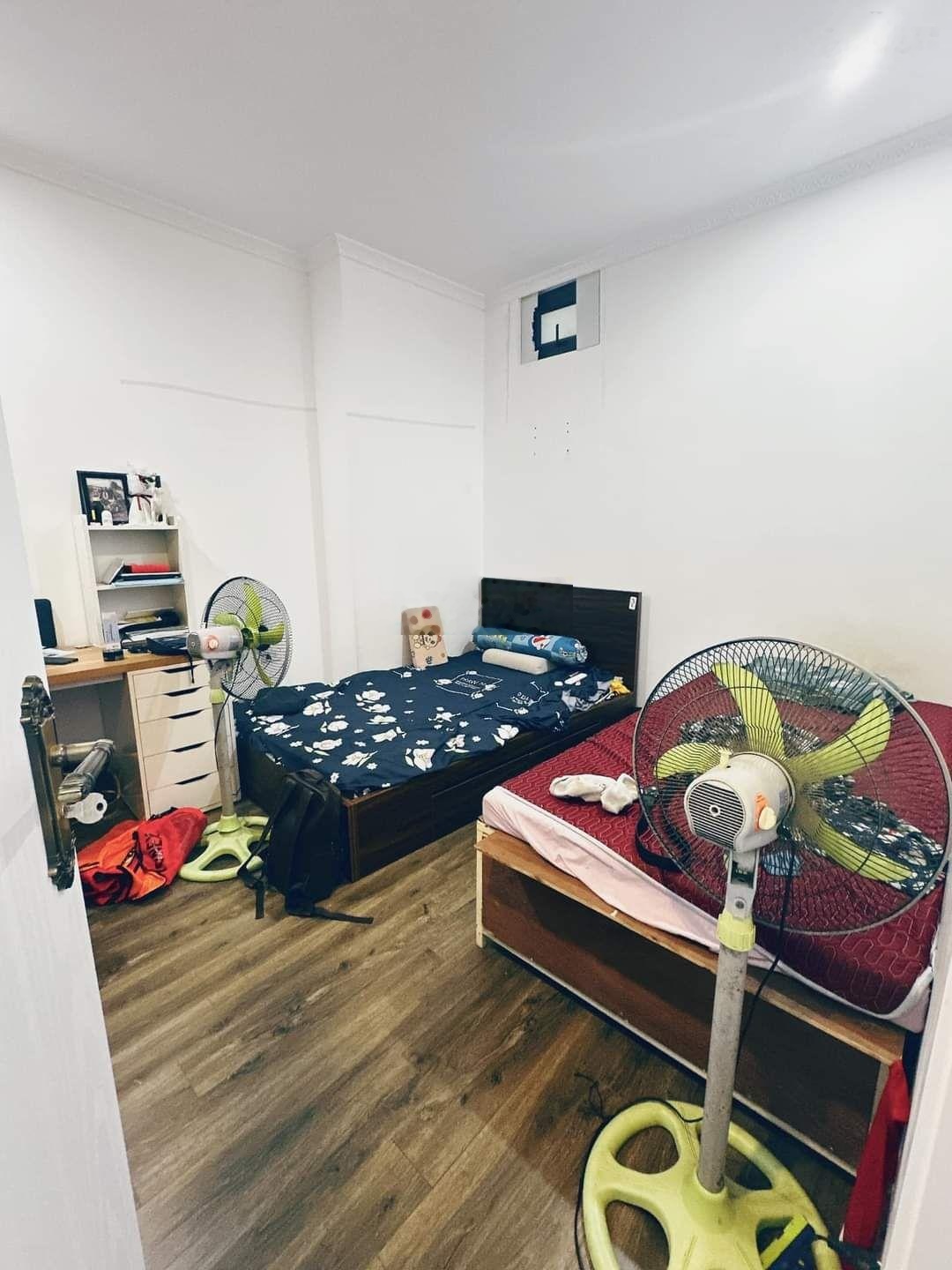 Bán nhà phố Trần Duy Hưng - Cầu Giấy, 56.7m2 7 tầng thang máy. MT 4.5 mét. Ngõ 3,5 mét, giá 11 tỷ