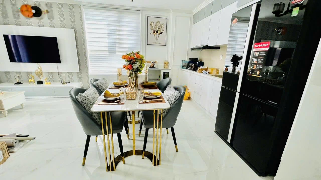 Chính chủ, D'Lusso - căn 50m2 - 4,2 tỷ; 68m2 - 5.4 tỷ; 96m2 - 7.3 tỷ, penthouse, double plex