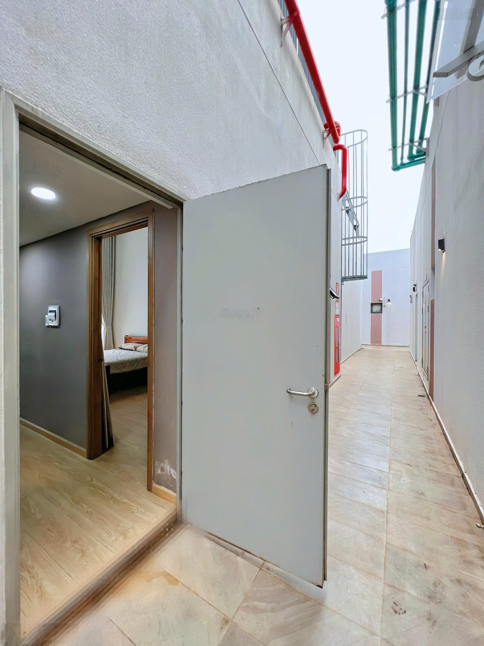 Cần cho thuê căn hộ 3PN Duplex thông tầng Precia tầng cao view xem bắn pháo hoa, có sân vườn riêng