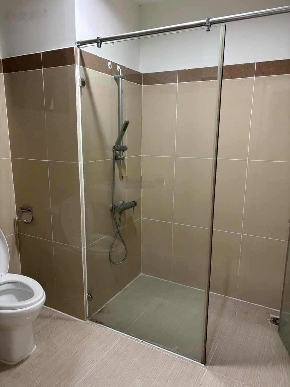 Bán 90m2 2PN 2WC gần full NT 3,150 tỷ cực rẻ tại Era Town Đức Khải Quận 7 liên hệ xem nhà pass sẵn