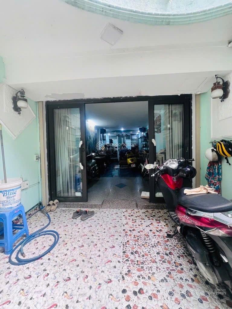 Hiếm TT Quận 3, Lê Văn Sỹ_Trần Quang Diệu, 4 Tầng, 68m2, hẻm XH cạnh nhà, Ở/Cho thuê, 9.45 Tỷ