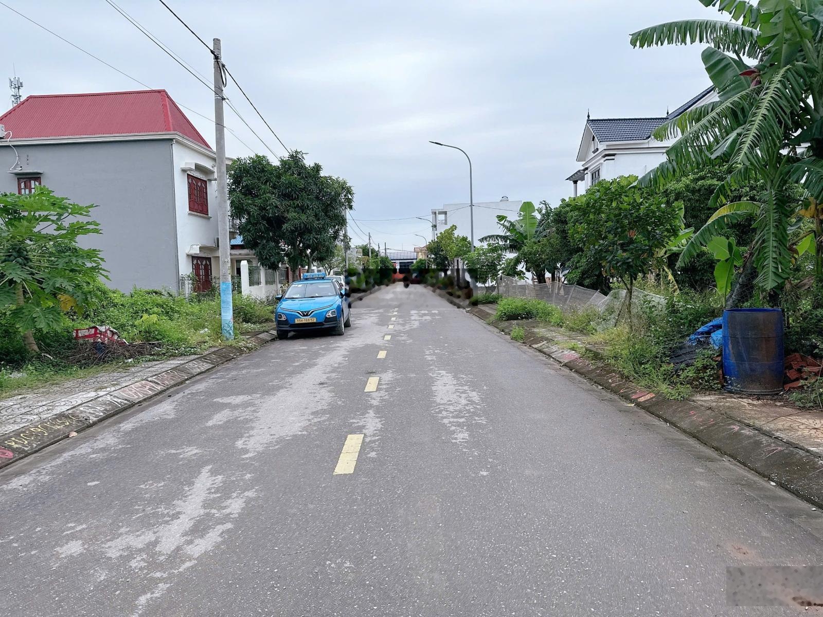 lô đất ngõ 81 Tân Thành, Dương Kinh, Hải Phòng Diện tích 100m2 - Ngang 5m Đường nhựa rộng 1