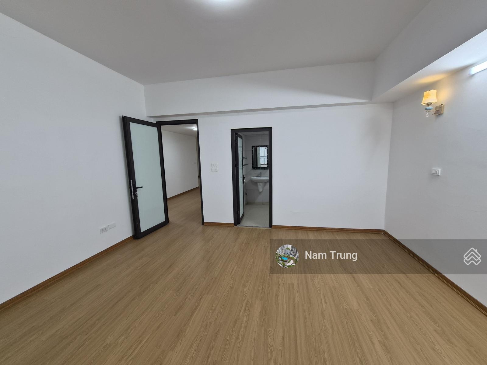 Chủ bán căn hộ tòa 131 Trần Phú ,Mỗ Lao , Hà Đông ,DT 155m2 ,3 ngủ ,2vs ,căn góc LH 0914239998