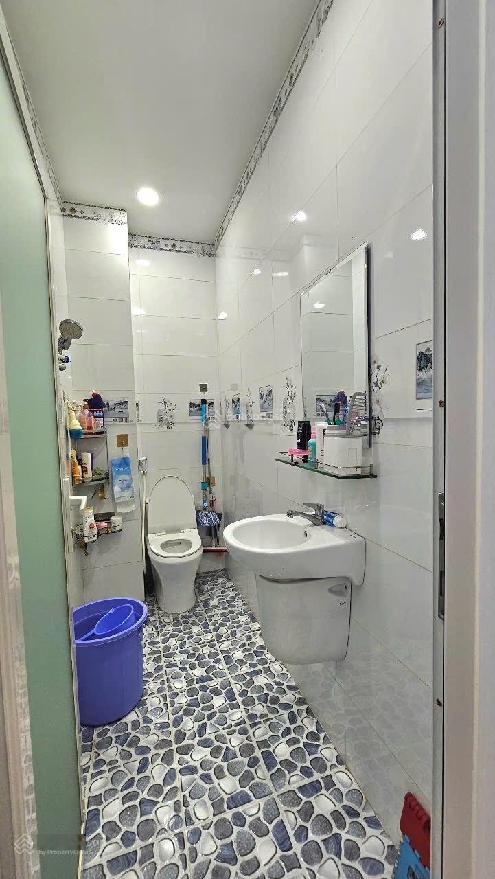 Nhà Đẹp 4x10m 1Lầu Đúc (2PN 2WC) Hẻm 5m. Đường Số 3. Bình Tân - Giáp Tân Phú