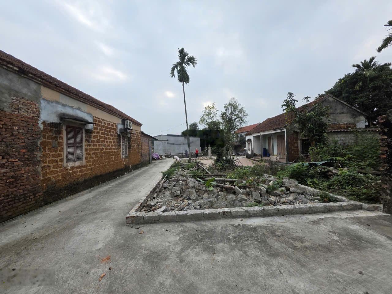 Bán đất đẹp xuất sắc tại Quốc lộ 6, 2,7 tỷ, 82m2