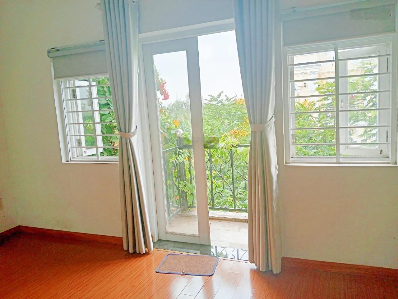 Bán nhà lầu mới - dạng biệt thự kiểu pháp Cát Lái, Q.2 giá rẻ- gần Trung tâm tài chính Thủ thiêm.