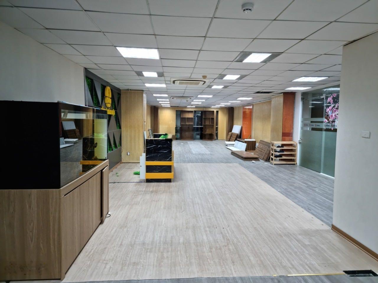 Cho thuê văn phòng quận Đống Đa, phố Hoàng Cầu 70m2, 100m2 đến 700m2, giá 140nghìn/m2/tháng