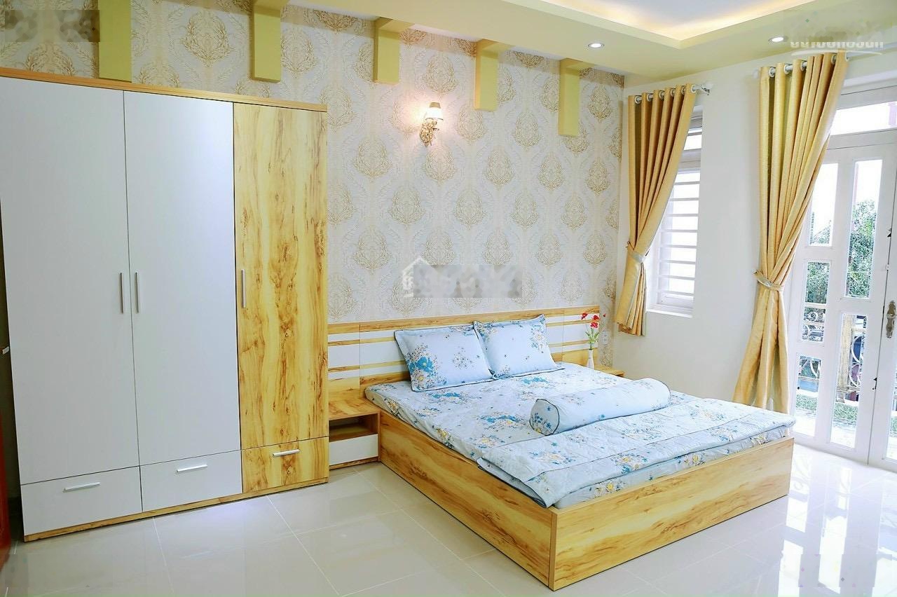 Chuyển nhà về quê cần bán gấp hẻm 366 Lê Văn Quới. DT ngang 4x20m đúc 4 tấm có lửng giá 6.2 tỷ TL