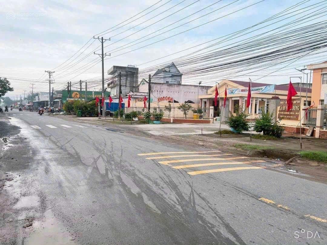 Bán bất chấp lô đất MT TL 825 - An Ninh Đông Đức Hoà Long An, full thổ