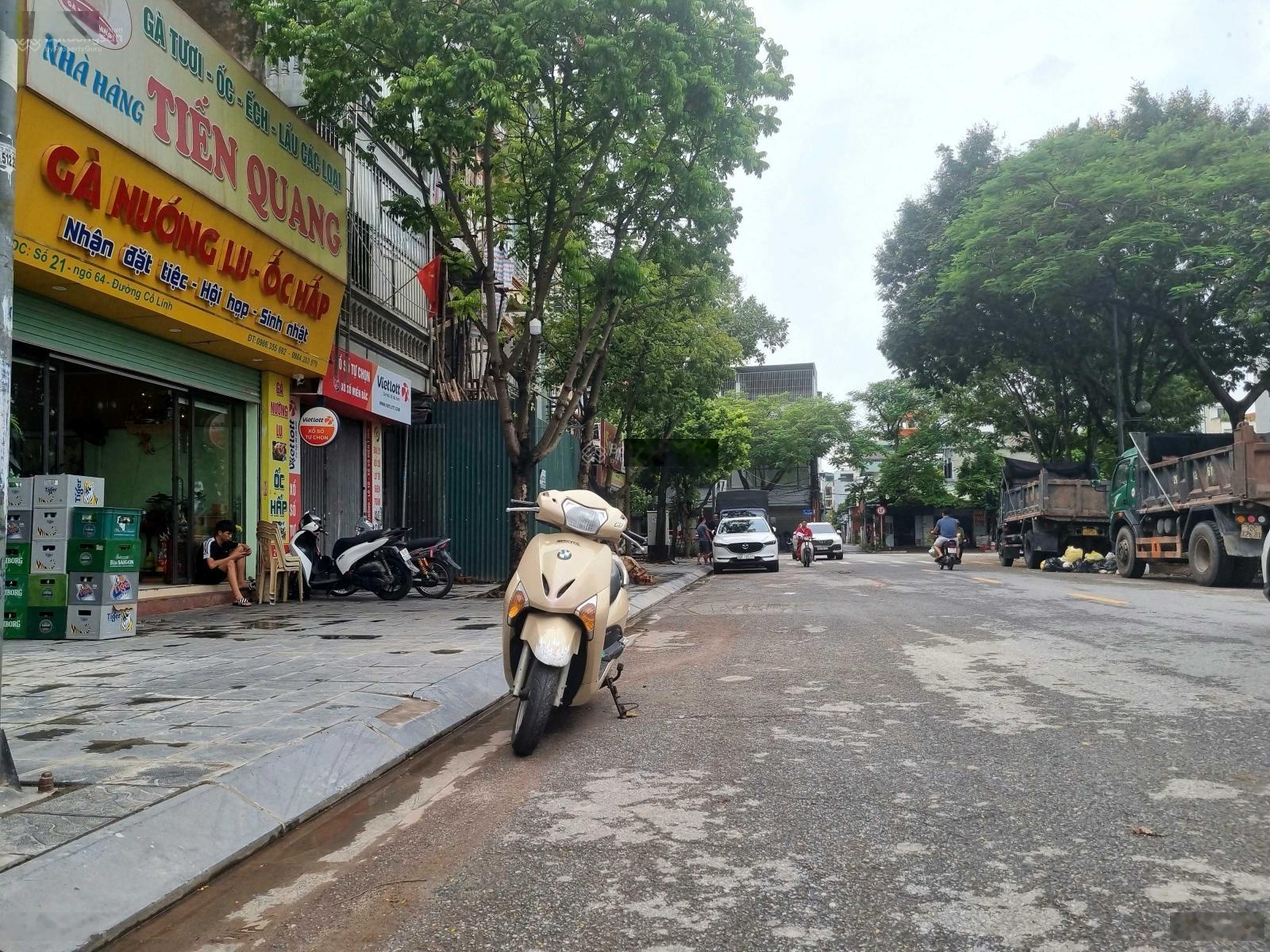 Bán đất Phố Trạm, Cổ Linh, Long Biên, 92m2, MT 5m, giá 27.5 tỷ, đường to thông, kinh doanh đỉnh